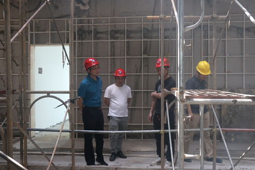 湖南建工集團裝飾工程公司黨委書記、董事長康思源深入在長項目一線檢查安全生產工作